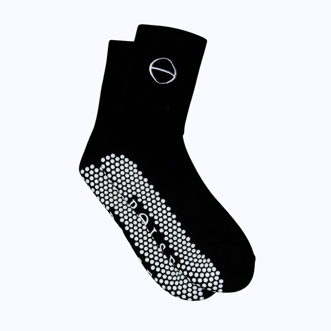 black pilates grip socks polse logo uk london pilates studio