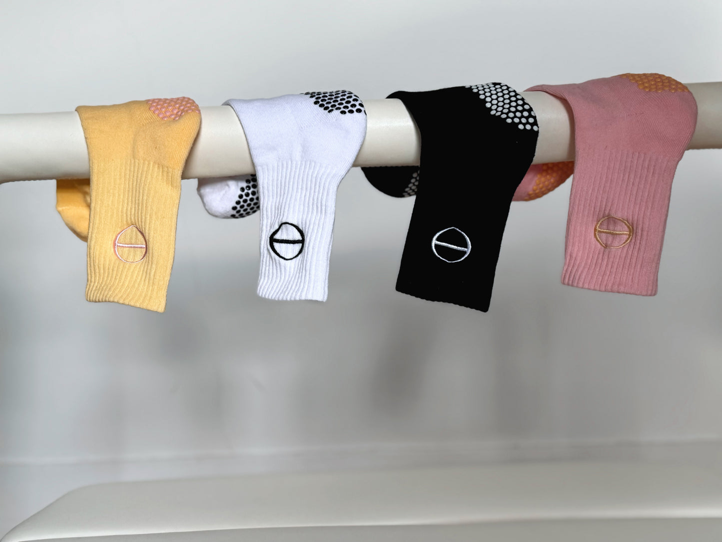 Crew Grip Socks - White